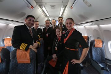 Pilotos e comissários de voo correm riscos maiores de ter câncer causado por exposição à radiação cósmica