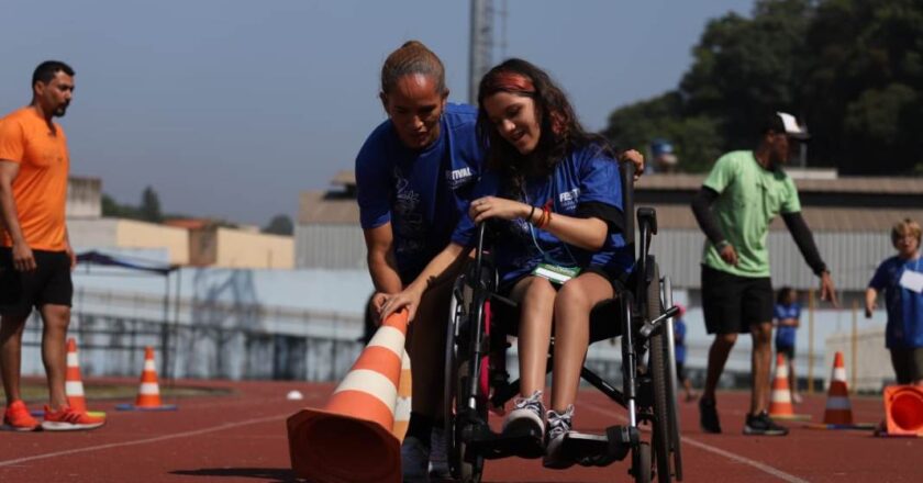 Festival Paralímpico incentiva e promove a inclusão de mais de 100 crianças e jovens ao esporte