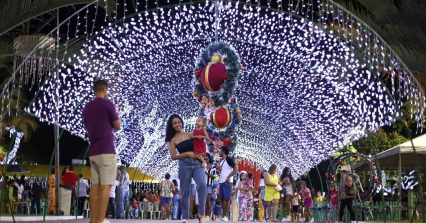 3,6 mil brinquedos foram distribuidos no primeiro fim de semana de estadia do Papai Noel em Volta Redonda