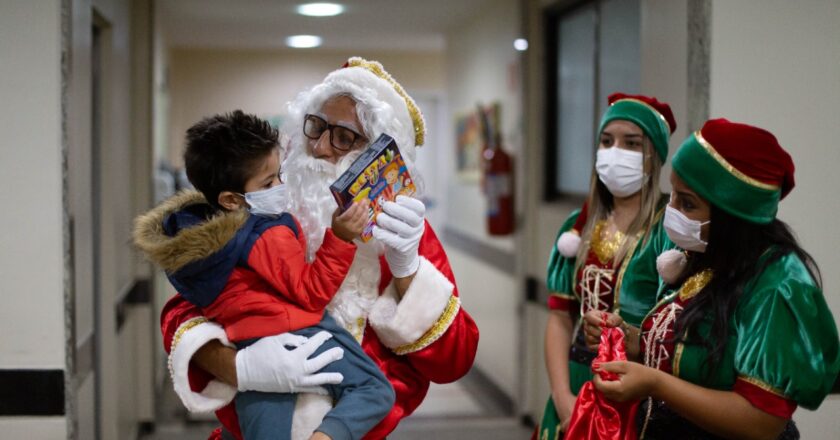 Papai Noel vai percorrer hospitais de Volta Redonda