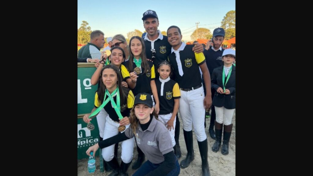 Hipismo de Volta Redonda é destaque no primeiro dia de provas do Campeonato Brasileiro de Escolas