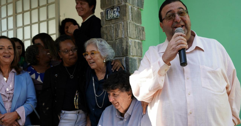 Prefeito Neto entrega a reforma geral do Caps Vila Esperança