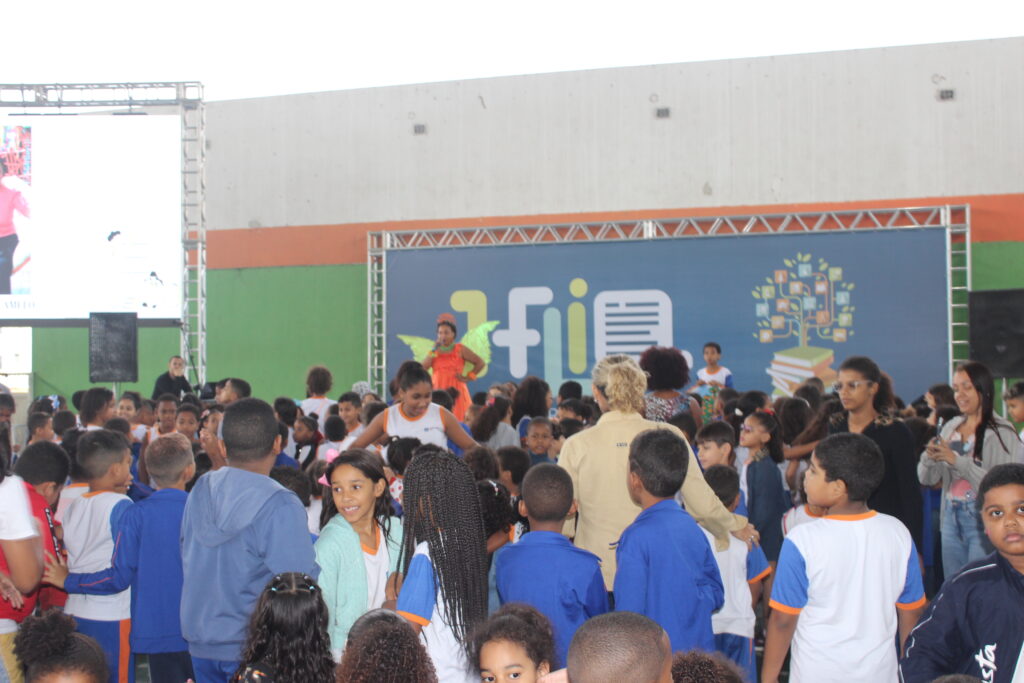 Queimados celebra a literatura, a arte e a cultura na FLIQ 2026