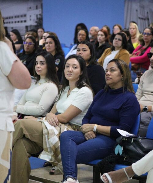 Seminário destaca protagonismo das crianças e valoriza experiências da Educação Infantil em Volta Redonda