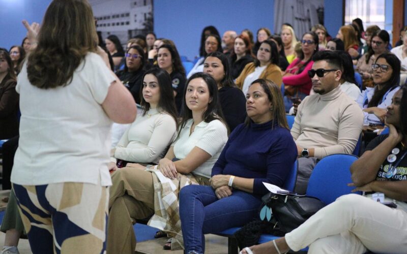 Seminário destaca protagonismo das crianças e valoriza experiências da Educação Infantil em Volta Redonda