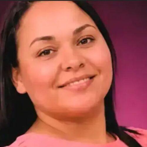 Pastora é morta com diversos golpes de faca em via pública após pedido de ajuda