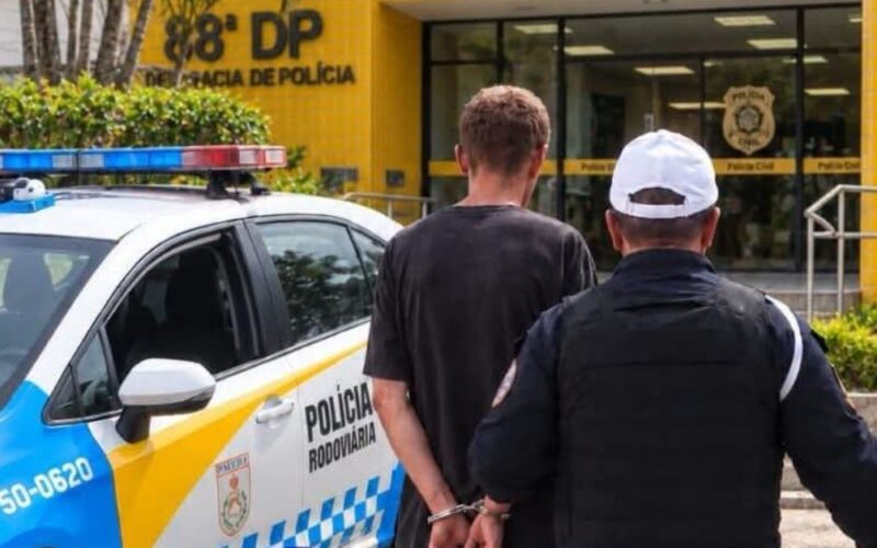 Foragido da justiça é preso por policiais do BPRV no Sul Fluminense